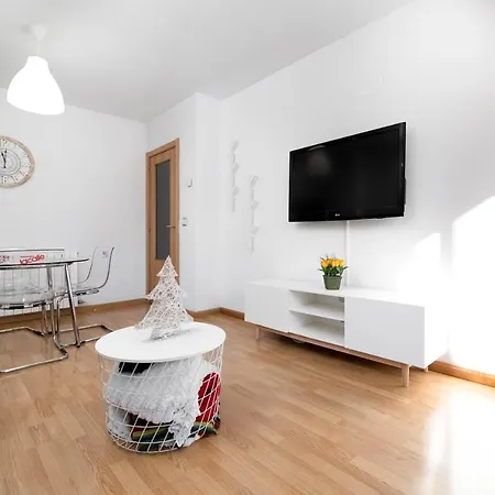 Apartamento En Sabinanigo Con Amplia Y Soleada Terraza Exterior photo