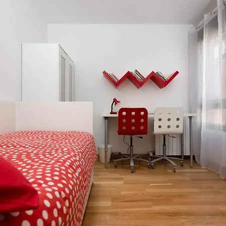 Apartamento En Sabinanigo Con Amplia Y Soleada Terraza Exterior photo