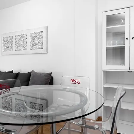 Apartamento En Sabinanigo Con Amplia Y Soleada Terraza Exterior photo