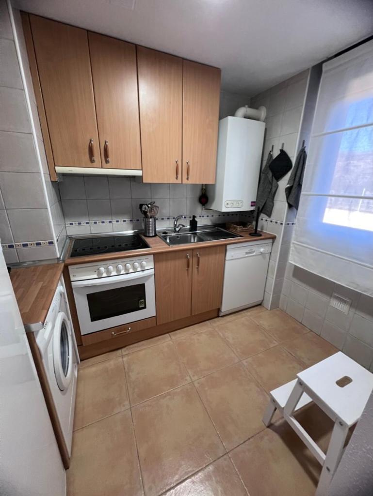Apartment En Con Amplia Y Soleada Terraza Sabinanigo